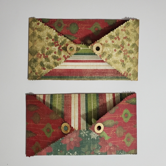 🎄 HAND CRAFTED collage Christmas envelope wallet card holder - Picture 2 of 8